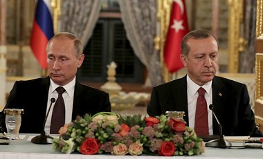Эрдоган и Путин обсудили по телефону убийство посла