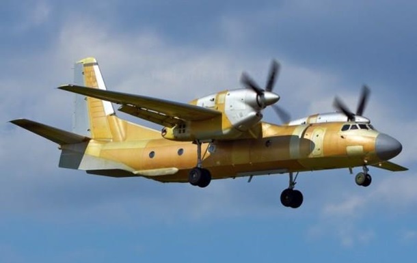 Порошенко представил самолет АН-132D