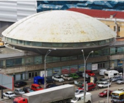 «Летающую тарелку» возле метро «Лыбидская» сдадут в аренду