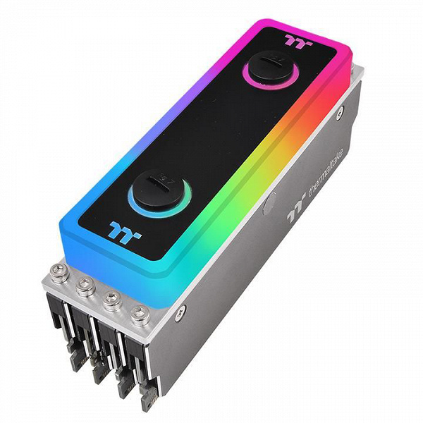 Набор модулей памяти Thermaltake WaterRam RGB DDR4-3600 суммарным объемом 32 ГБ комплектуется водоблоком