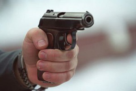 В Полтаве застопорили мужчину, какой отворил стрельбу по охраннику кафе