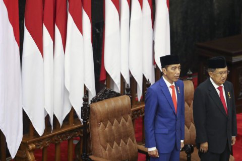 Президент Индонезии официально предложил передвинуть столицу с Явы на Калимантан
