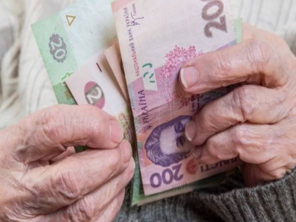 Украинцы хотят, чтобы бабам доплачивали 10% к пенсии за всякого принесенного ребенка