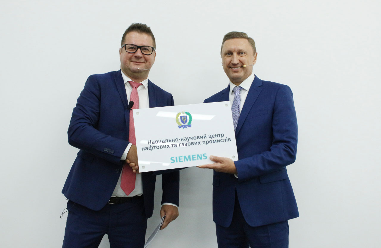 Вісті з Полтави - Siemens Ukraine відкрила в ПолтНТУ унікальний навчально-науковий центр