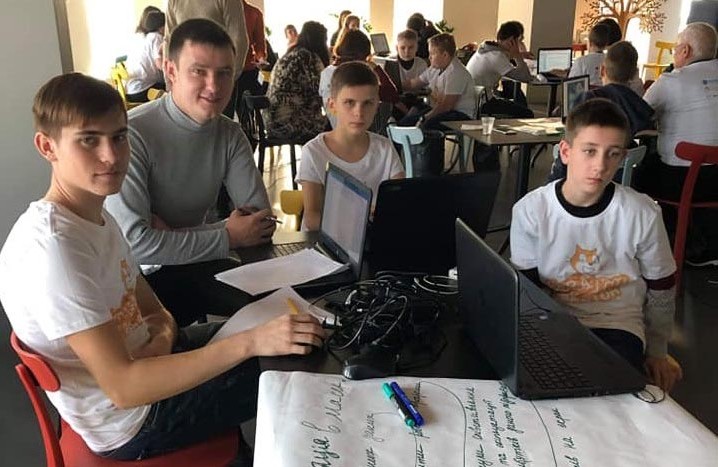Вісті з Полтави - Як СТОВ «НІКА» з агрохолдингу «Астарта-Київ» перетворила школу в Чутівському районі на IT-осередок та відкрила «цифровий світ» для місцевих жителів