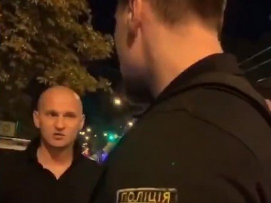 "Ты герой или шо?": экс-динамовец Алиев нахамил полицейским и вытребовал волну критики в сети(видео)